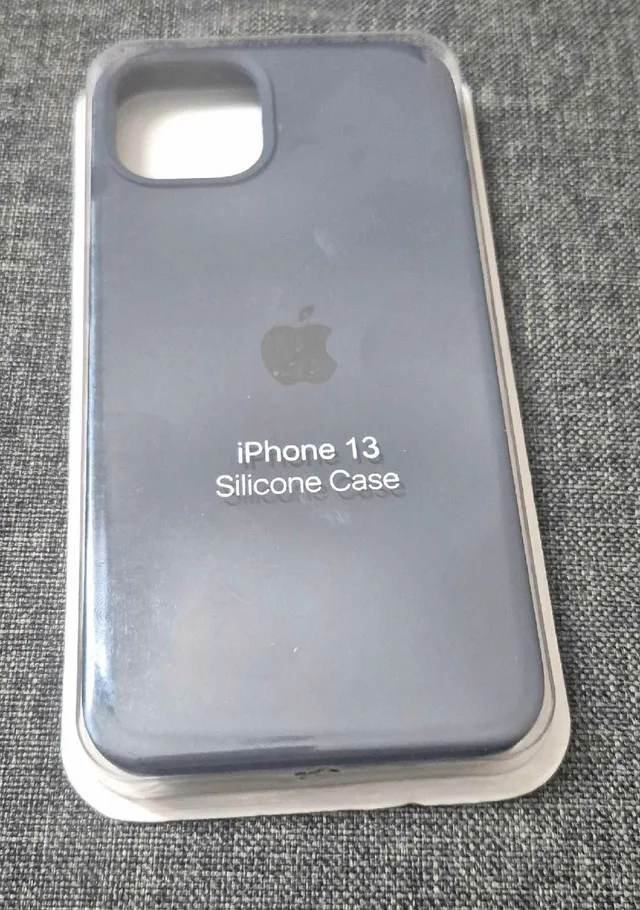 Apple iPhone 13 Case thumbnail