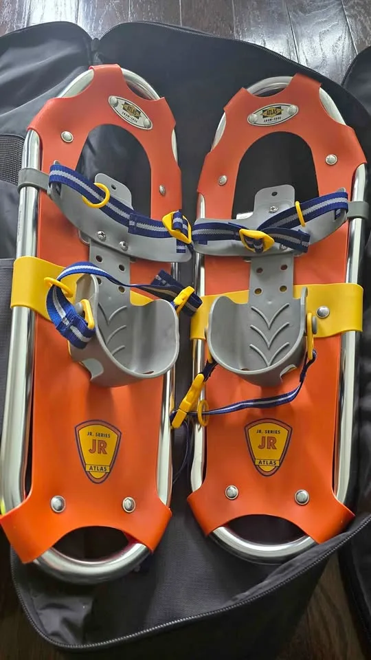 Atlas Junior Snowshoes – Brand New thumbnail