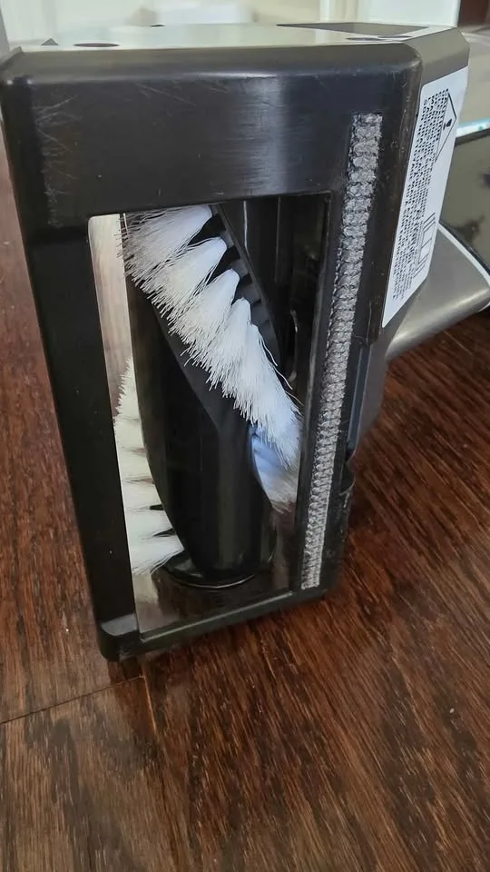 BISSELL ICONpet Pro Cordless Vacuum – Model 2746 (Like New) image indicator(3)