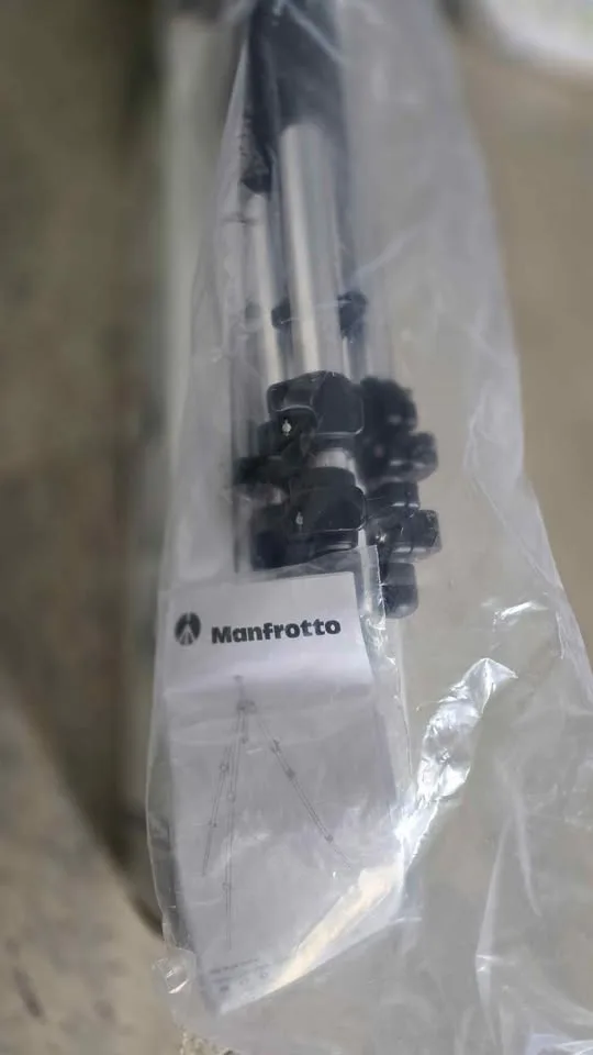 Manfrotto 190CL Tripod – Brand New image indicator(4)
