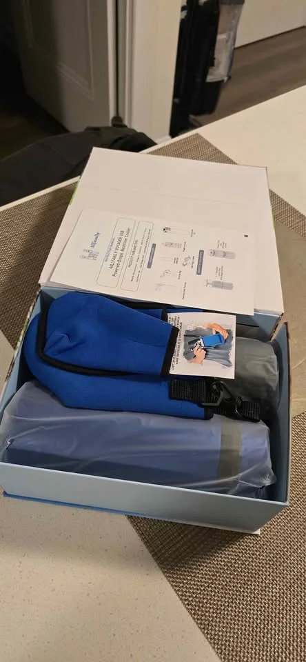 4ALLFAMILY Voyager Medicine Cooler image indicator(8)