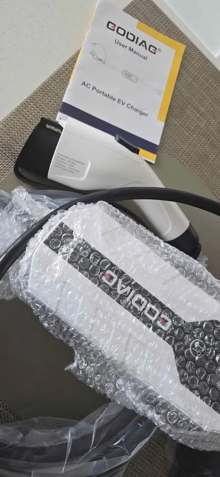 GODIAG Portable Level 1 and 2 EV Charger image indicator(9)