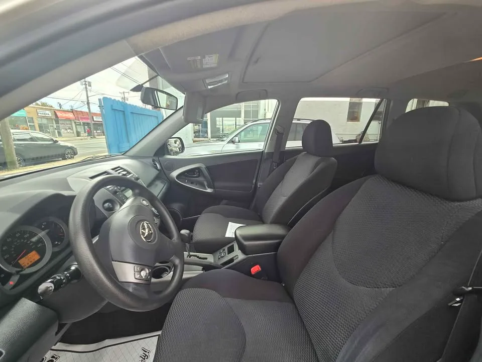 2009 Toyota RAV4 · "Sport" Sport Utility 4D image indicator(10)