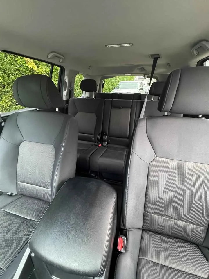 2010 Honda Pilot · EX Sport Utility 4D image indicator(7)