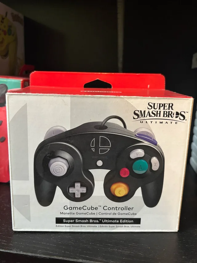 Nintendo GameCube Controller thumbnail
