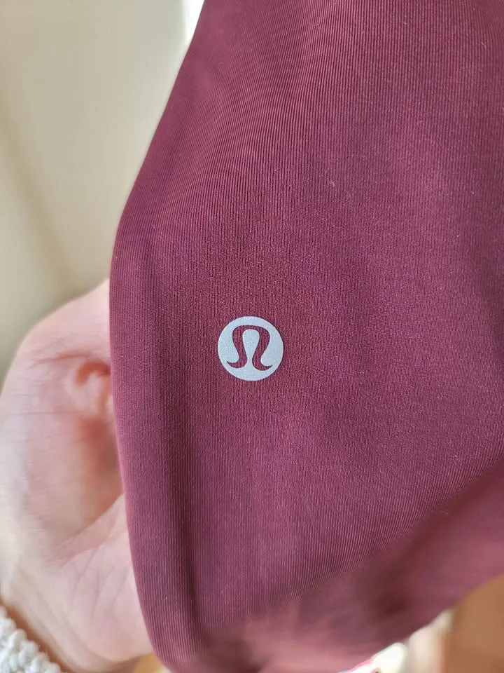 Lululemon Swift Speed (high rise) tight Size 2 image indicator(4)