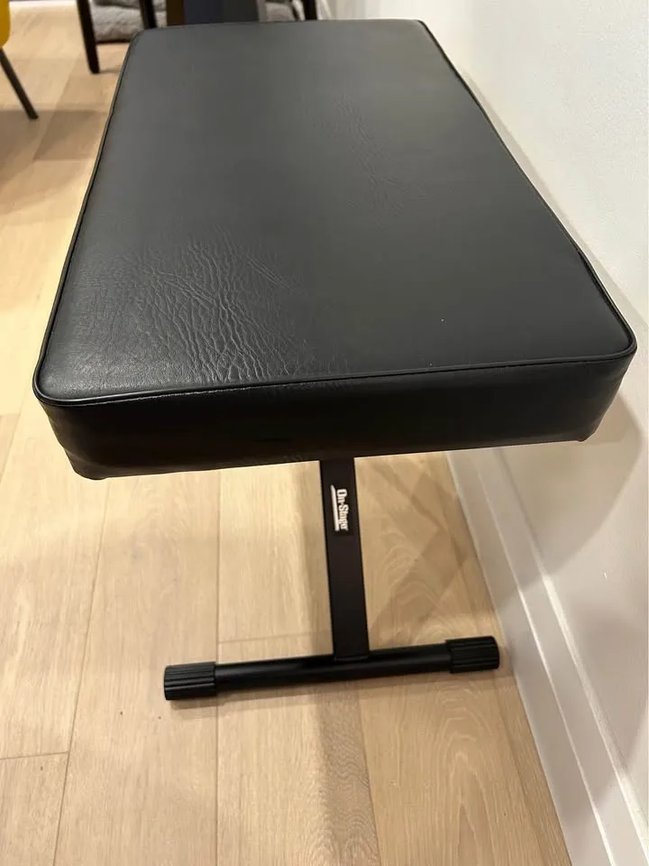 Keyboard Bench On-Stage Deluxe image indicator(3)