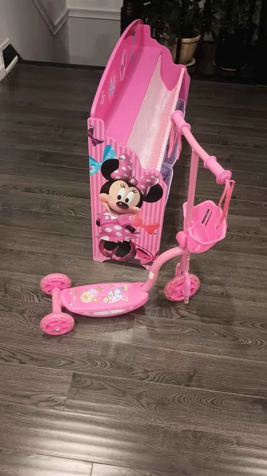 Organizador de Mike mouse más 1 patineta para niña de 2 a 4 años image indicator(4)