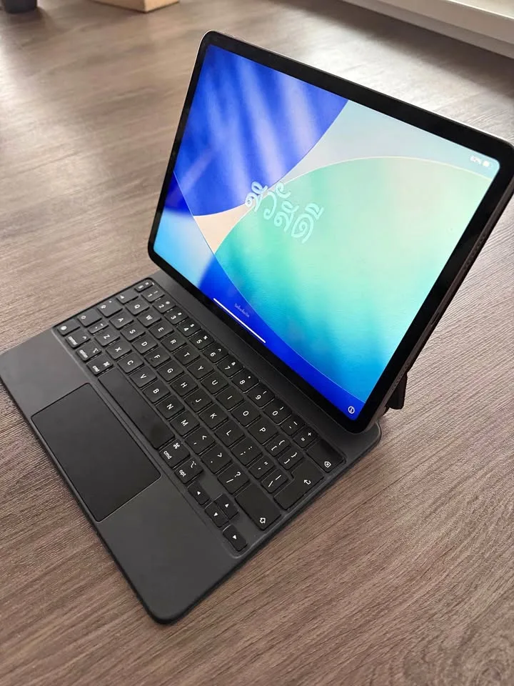 11” iPad Pro M1 512 GB with Keyboard