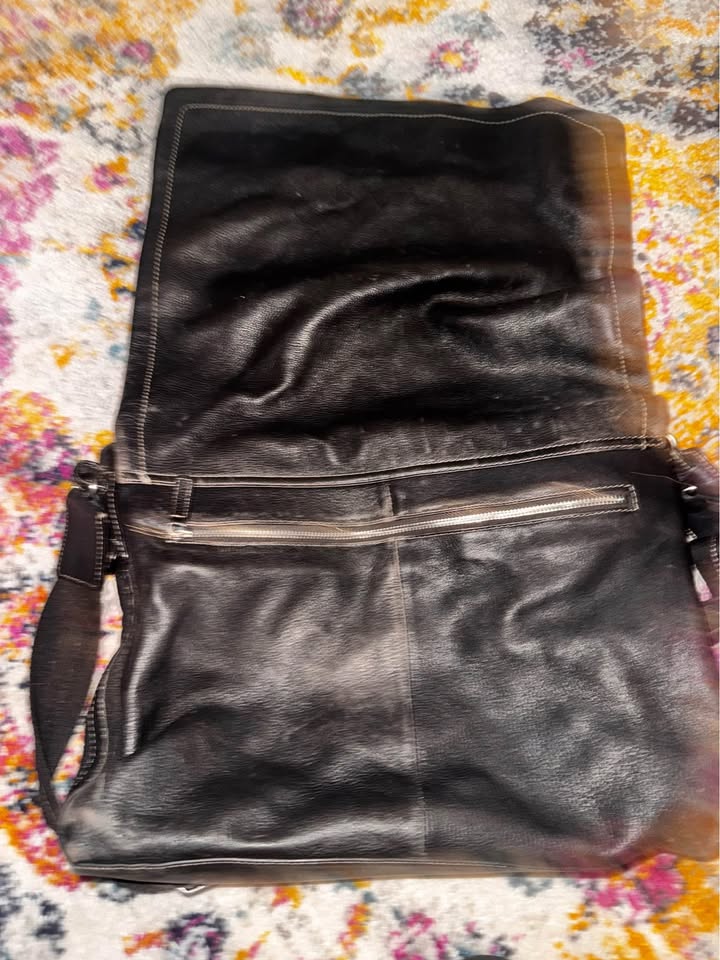 Levenger messenger Satchel - photo 3