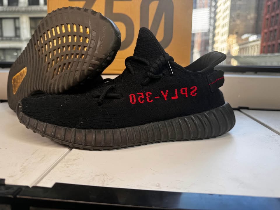 Yeezy Bred 350 V2 - photo 2