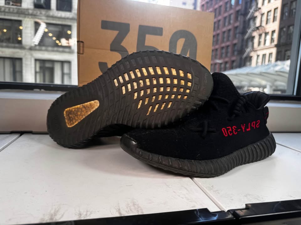Yeezy Bred 350 V2 - photo 3