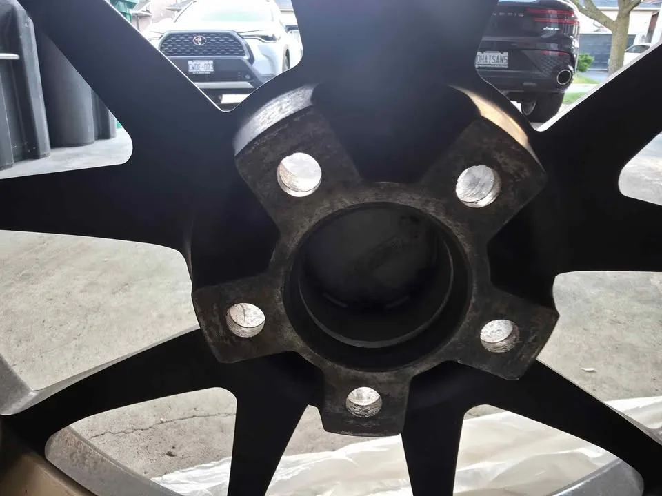 4 Winter Tires With Rims and TPMS (P2240R21) image indicator(9)