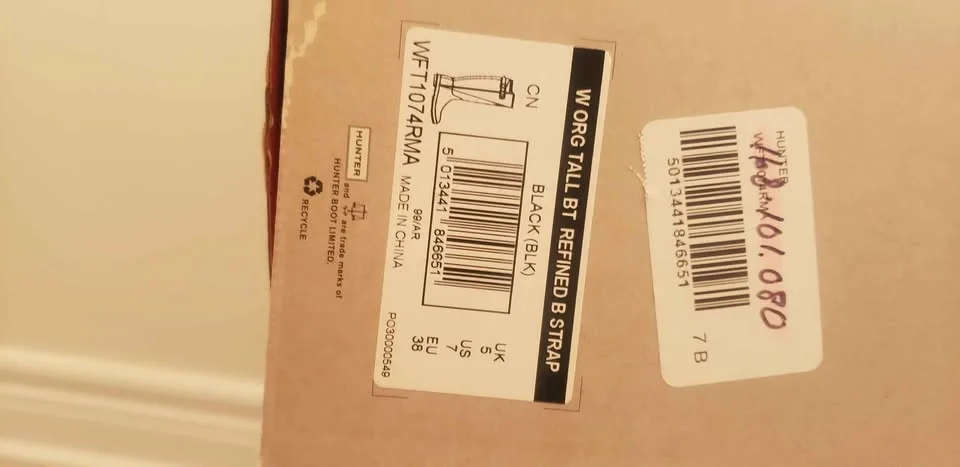 Hunter Boots - size 7 image indicator(5)