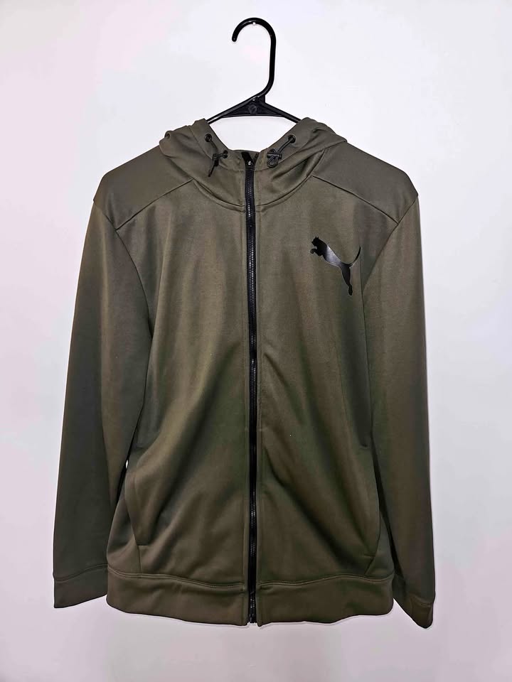 Puma Men's Medium Athletic Zip Up Hoodie