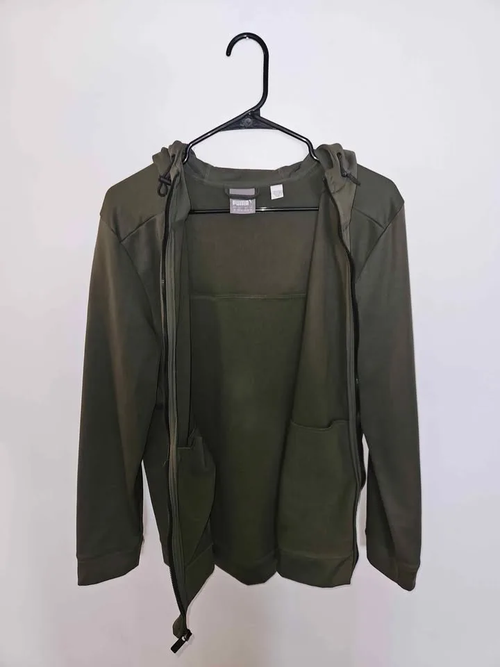 Puma Men's Medium Athletic Zip Up Hoodie image indicator(3)