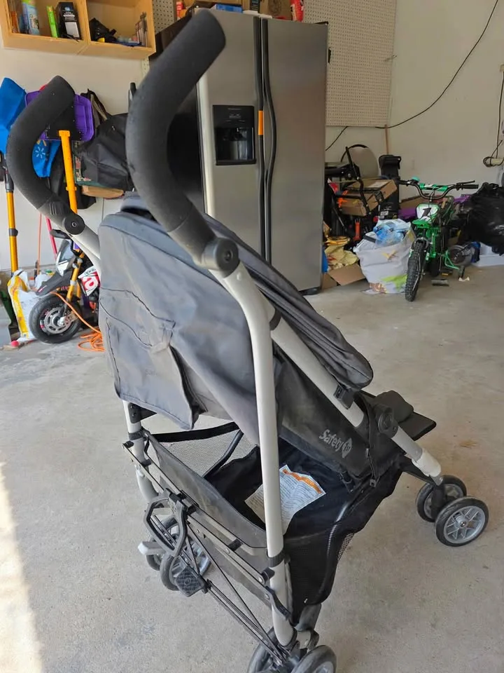 Safety 1st Stroller in Great Condition image indicator(4)