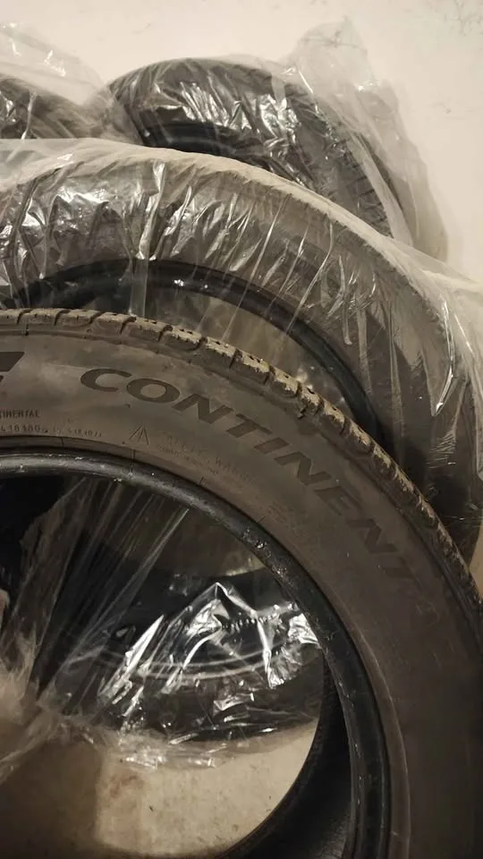 Continental True Contact (All-Season)(205/55/16) image indicator(2)