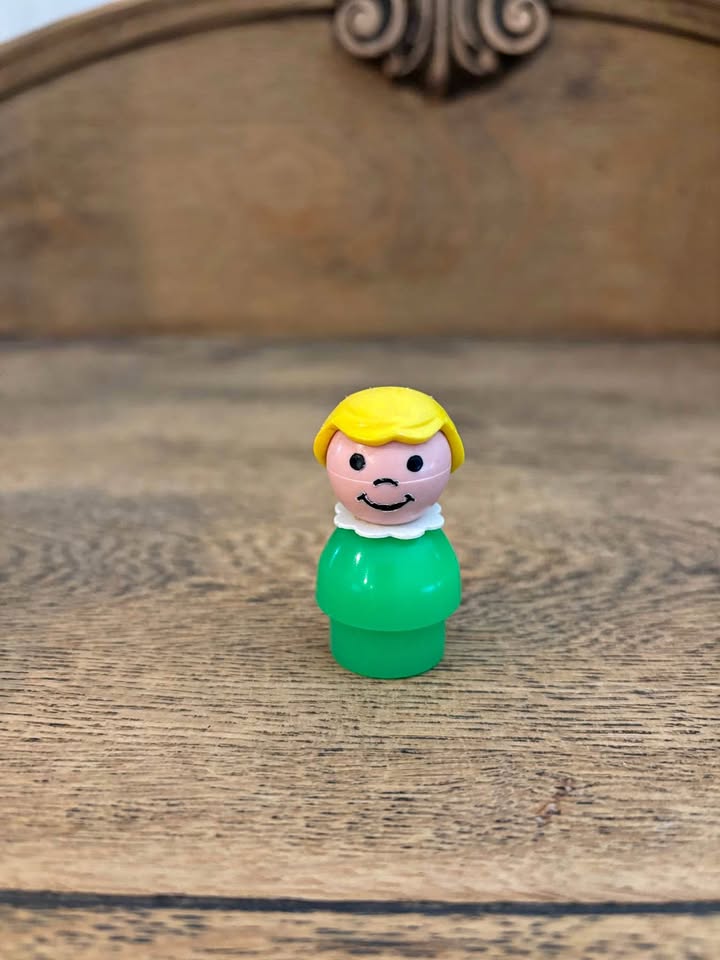 Vintage Fisher Price Little People Girl Green Dress Yellow Hair