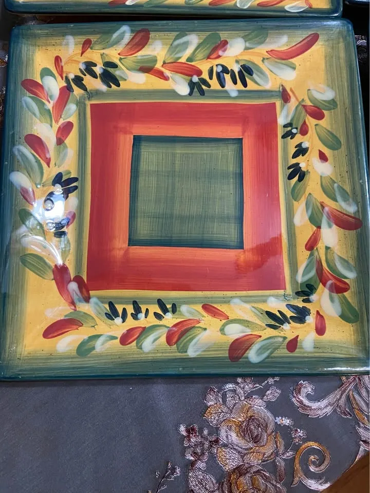 Platos de cerámica 4 platos de 10,5" y 6 platos de ensalada 3/4" image indicator(2)