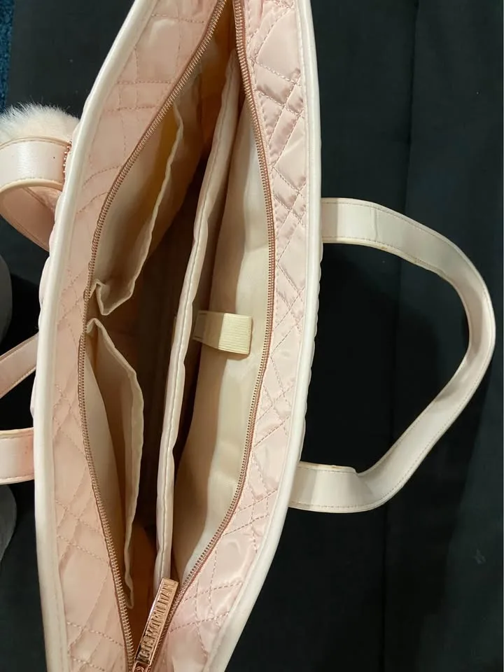 Cartera de mujer image indicator(3)