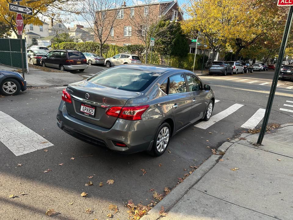 2016 Nissan Sentra - photo 5