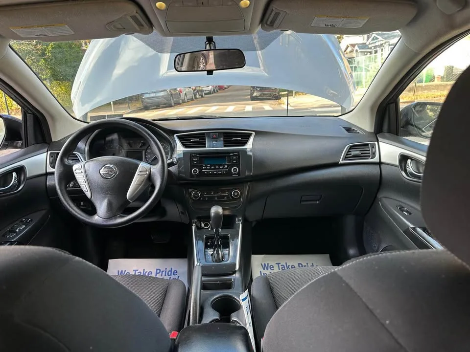 2016 Nissan Sentra image indicator(7)