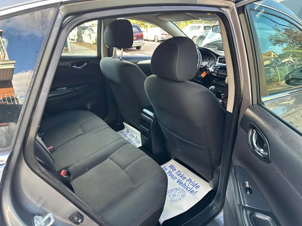 2016 Nissan Sentra image indicator(8)