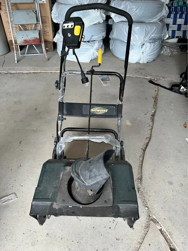 Craftsman 24" 208cc Dual Stage Snowblower thumbnail