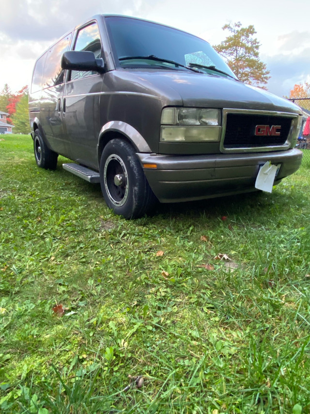 2003 GMC Safari - photo 5