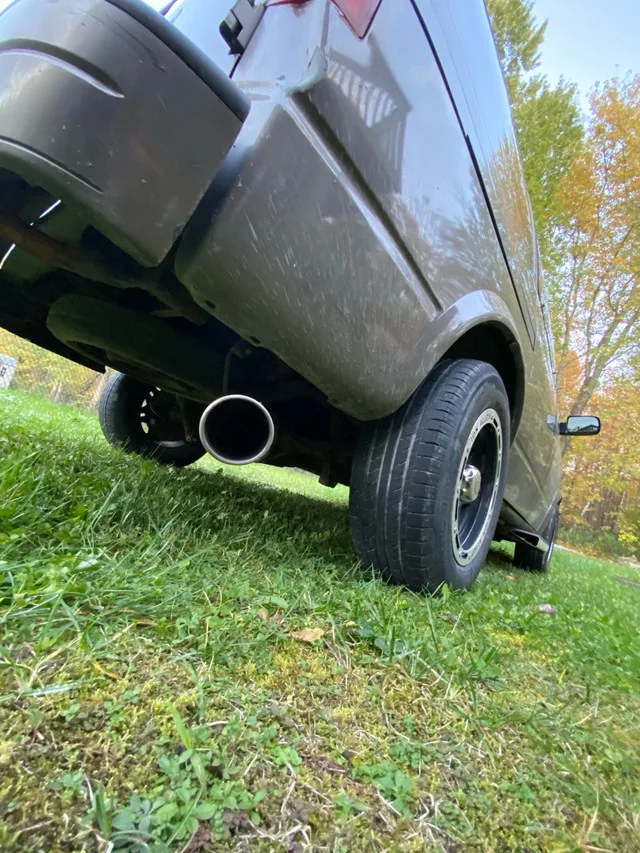 2003 GMC Safari image indicator(9)