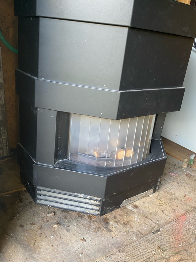 dru Saturn fireplace - photo 3