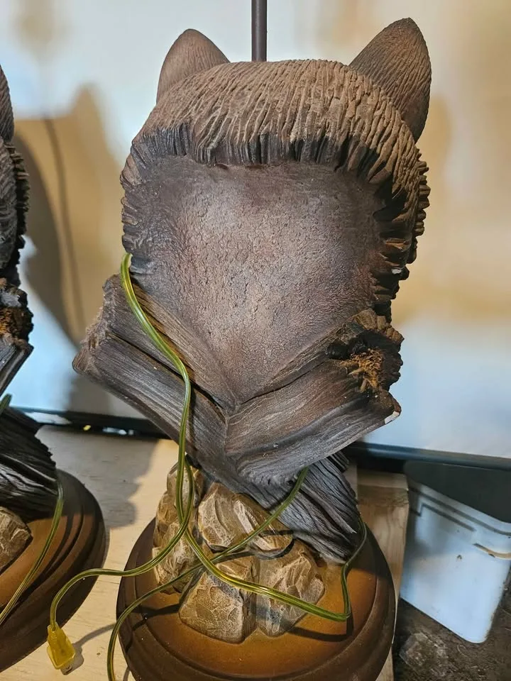 Pair of Ceramic Wolf Lamps image indicator(7)