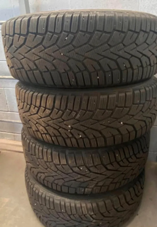 2015 on Subaru Legacy/outback all weather tires on rims image indicator(2)