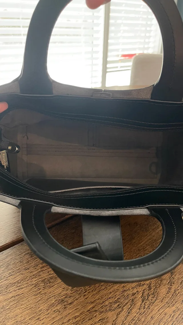 EXPRESSIONS NYC Handbag image indicator(5)