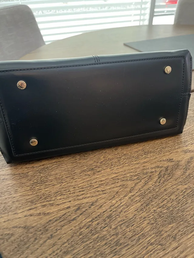 EXPRESSIONS NYC Handbag image indicator(6)