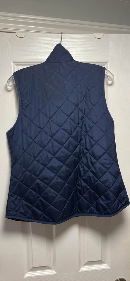 Women’s navy quilted vest size medium - photo 2