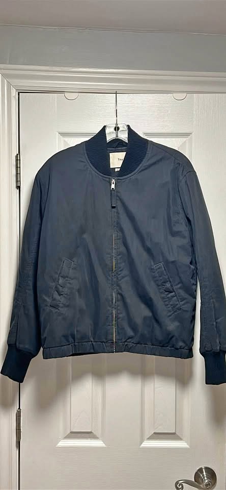 TNA Jacket size XS