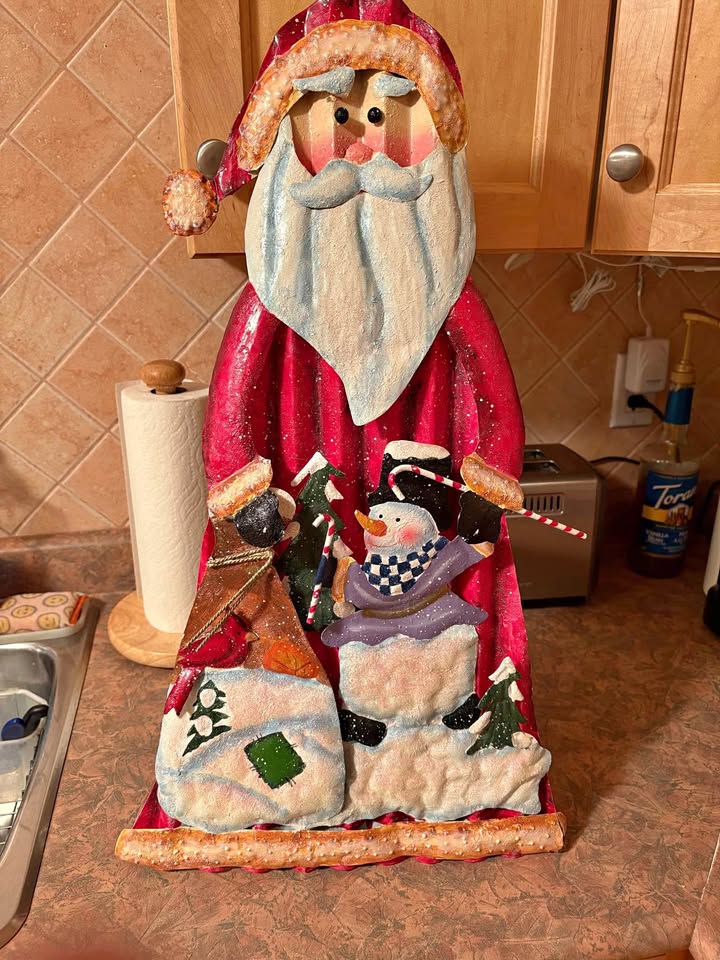 Metal Corrugated Santa Claus