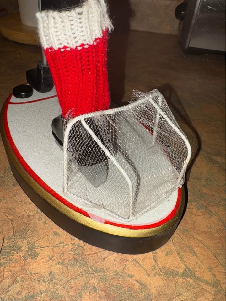 Team Canada Nut Cracker - photo 3