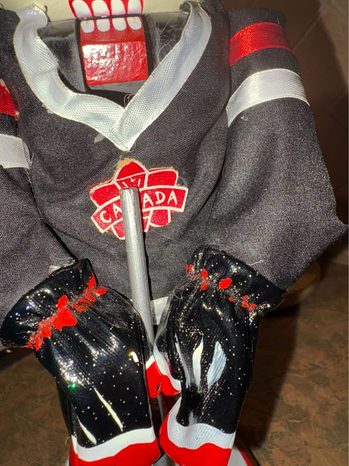 Team Canada Nut Cracker - photo 4
