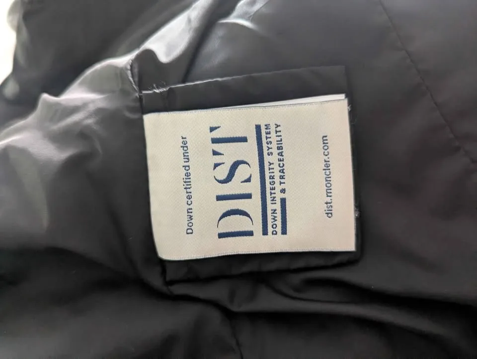 Moncler Kids Elegant Black Puffer Jacket Size 12A image indicator(6)