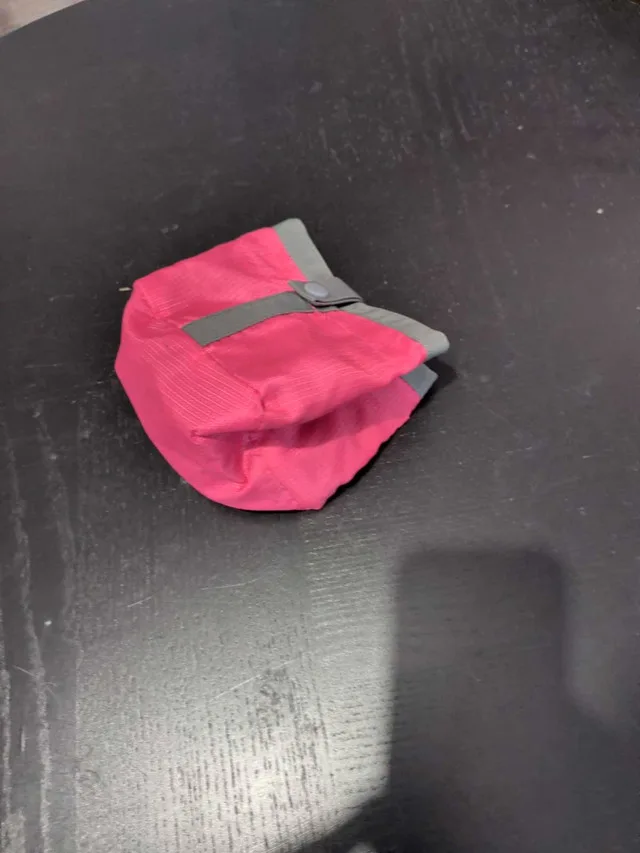 Collapsible Pet Bowl image indicator(2)