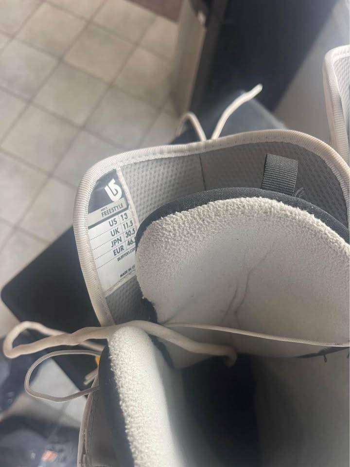 Burton snowboarding boots freestyle - photo 3