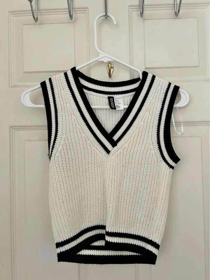 White and Black Vest thumbnail
