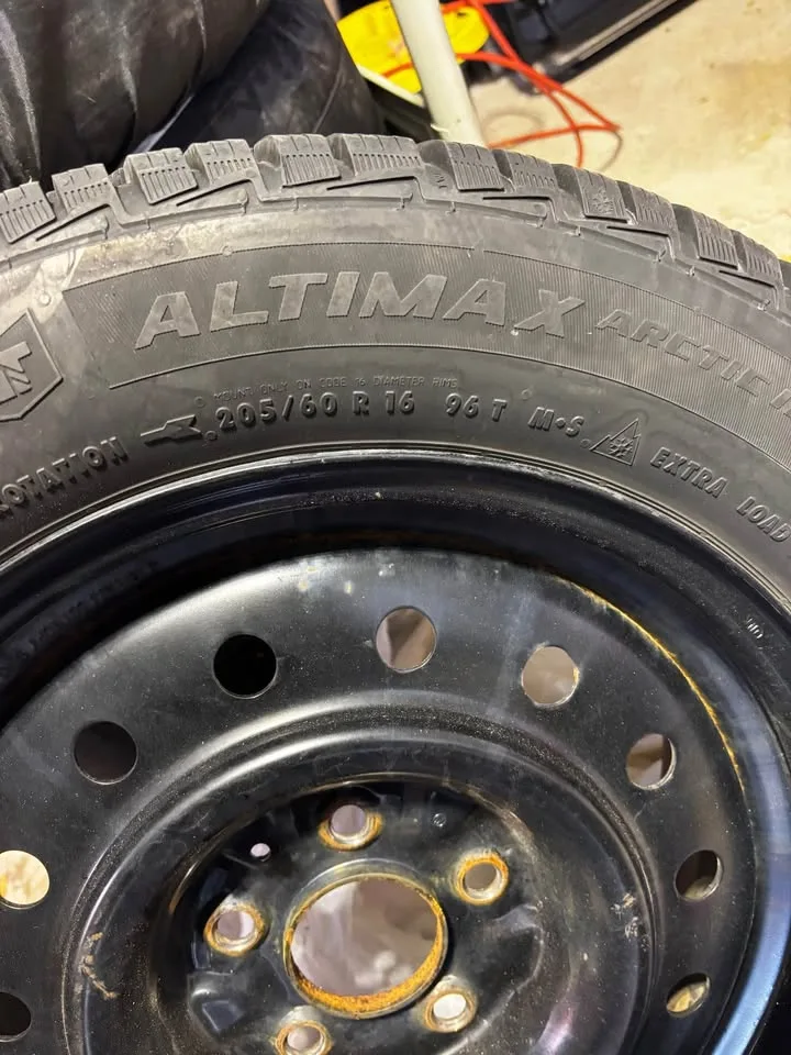Used 16inch Winter Tires on rims image indicator(2)