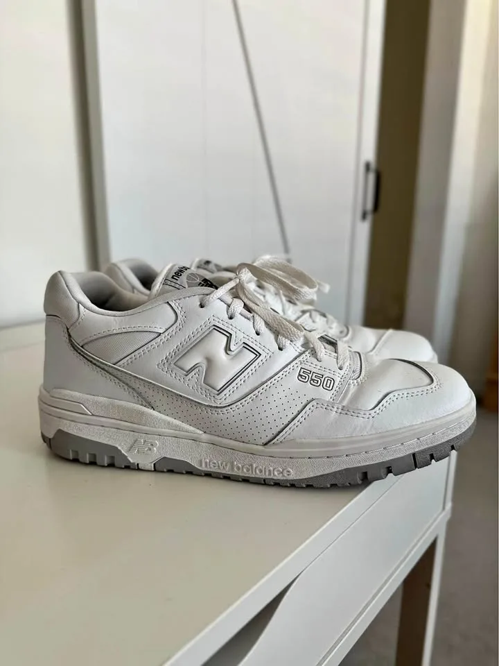 New Balance 550