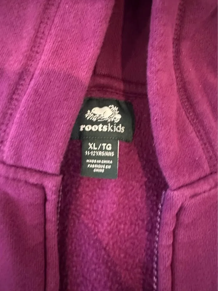 Kids Roots hoodie sz XL image indicator(2)