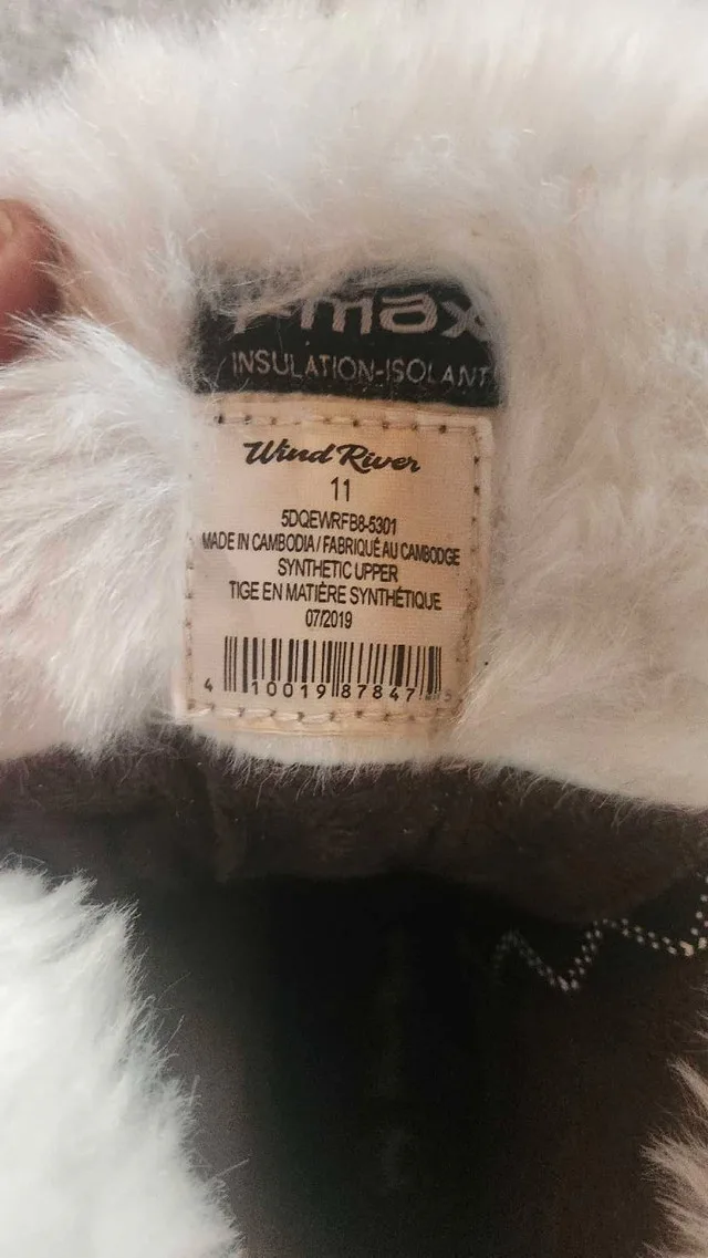 Womens winter Boots size 11 - will take offers image indicator(2)