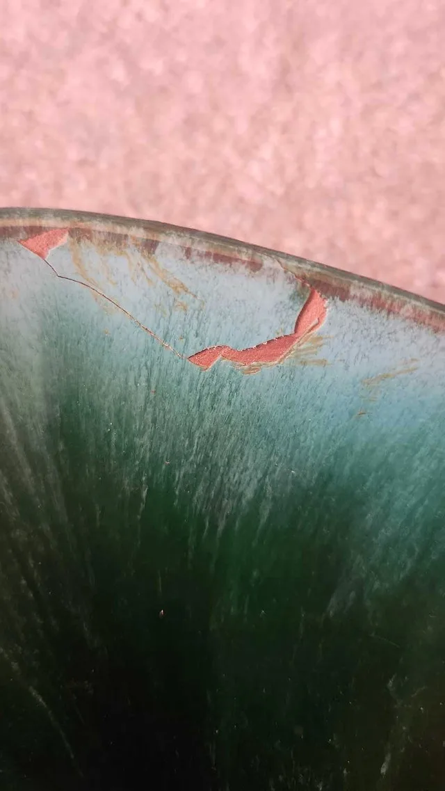 Blue Mountain Pottery - Triangle Dish image indicator(3)